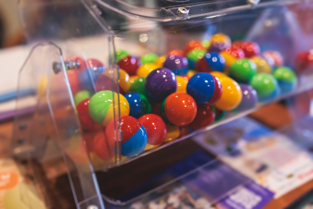 ビンゴ大会（抽選機）のイメージ